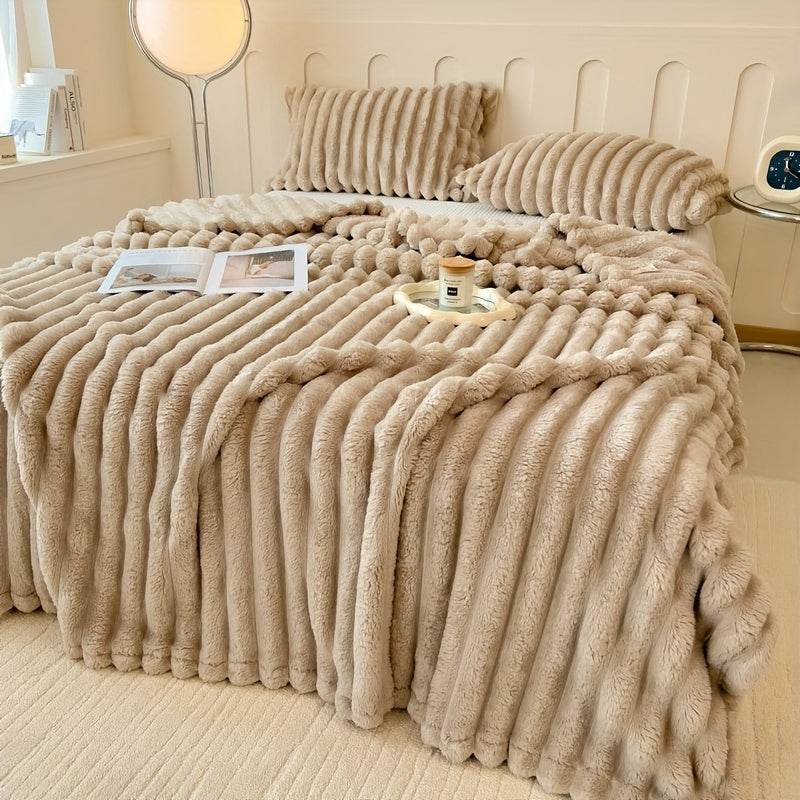 Luxe Faux Rabbit Fur Throw Blanket - Montero Milan