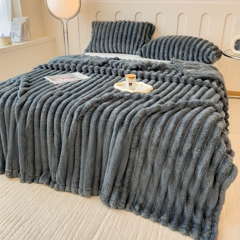 Luxe Faux Rabbit Fur Throw Blanket - Montero Milan