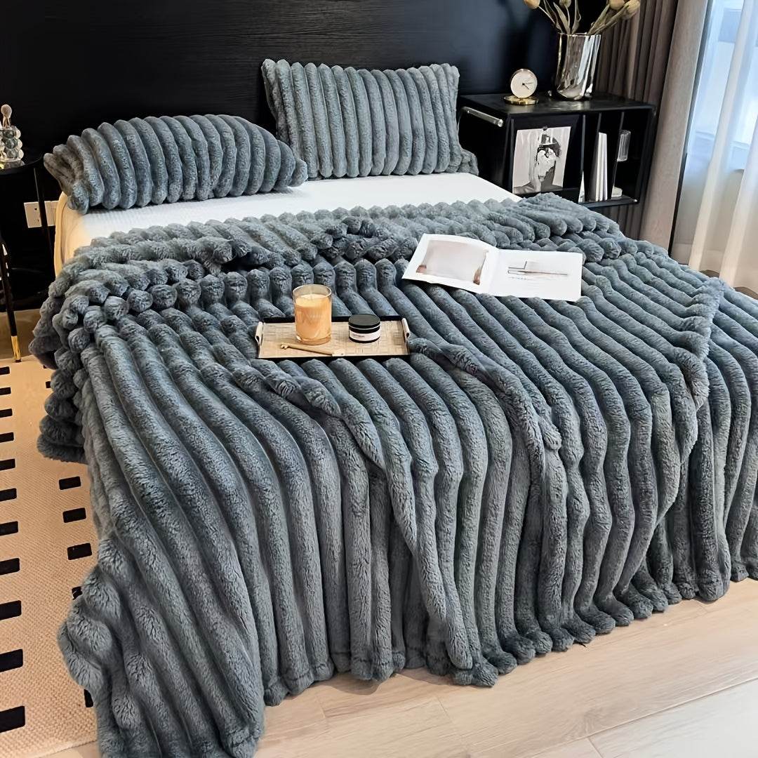 Luxe Faux Rabbit Fur Throw Blanket - Montero Milan