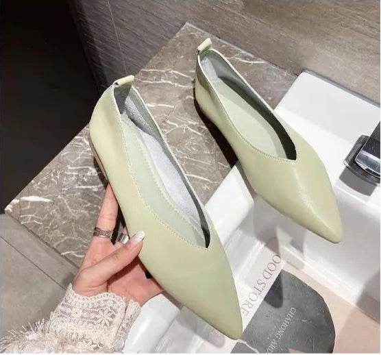 AIYUQI Female Shoes Large Size 2025 Pointedtoe Genuine Leather Flat Shoes Women Shallow Mouth Comfortable Women's Boat Shoes - Montero Milan