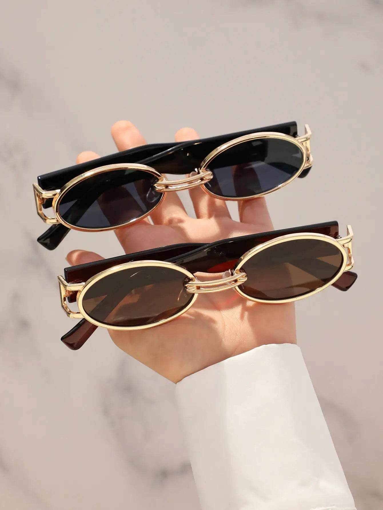 Gold Oval Retro Sunglasses - Montero Milan