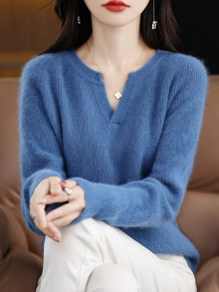 Elegant V-Neck Mink Cashmere Sweater - Montero Milan