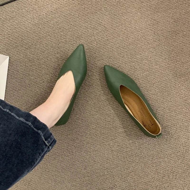 AIYUQI Female Shoes Large Size 2025 Pointedtoe Genuine Leather Flat Shoes Women Shallow Mouth Comfortable Women's Boat Shoes - Montero Milan