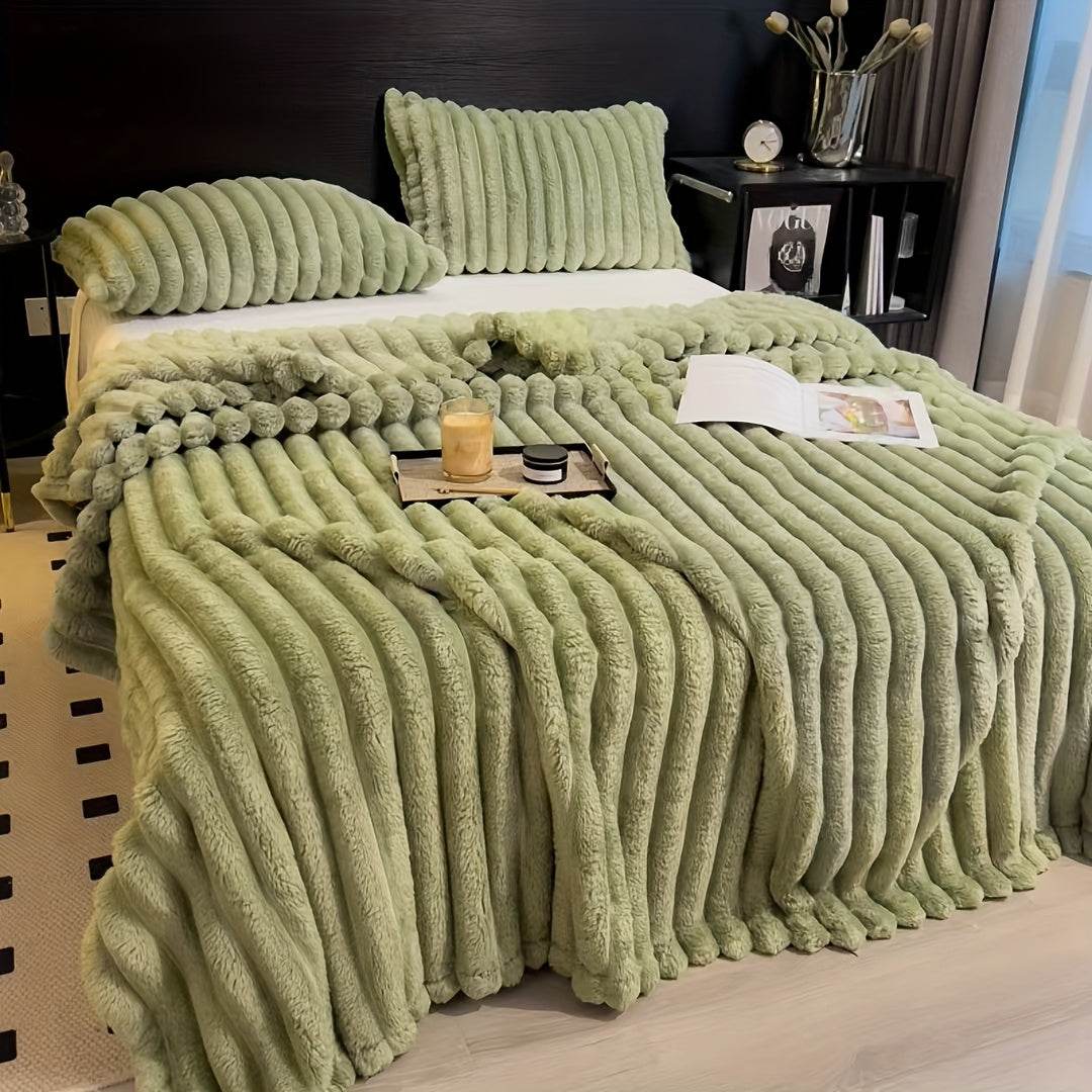Luxe Faux Rabbit Fur Throw Blanket - Montero Milan