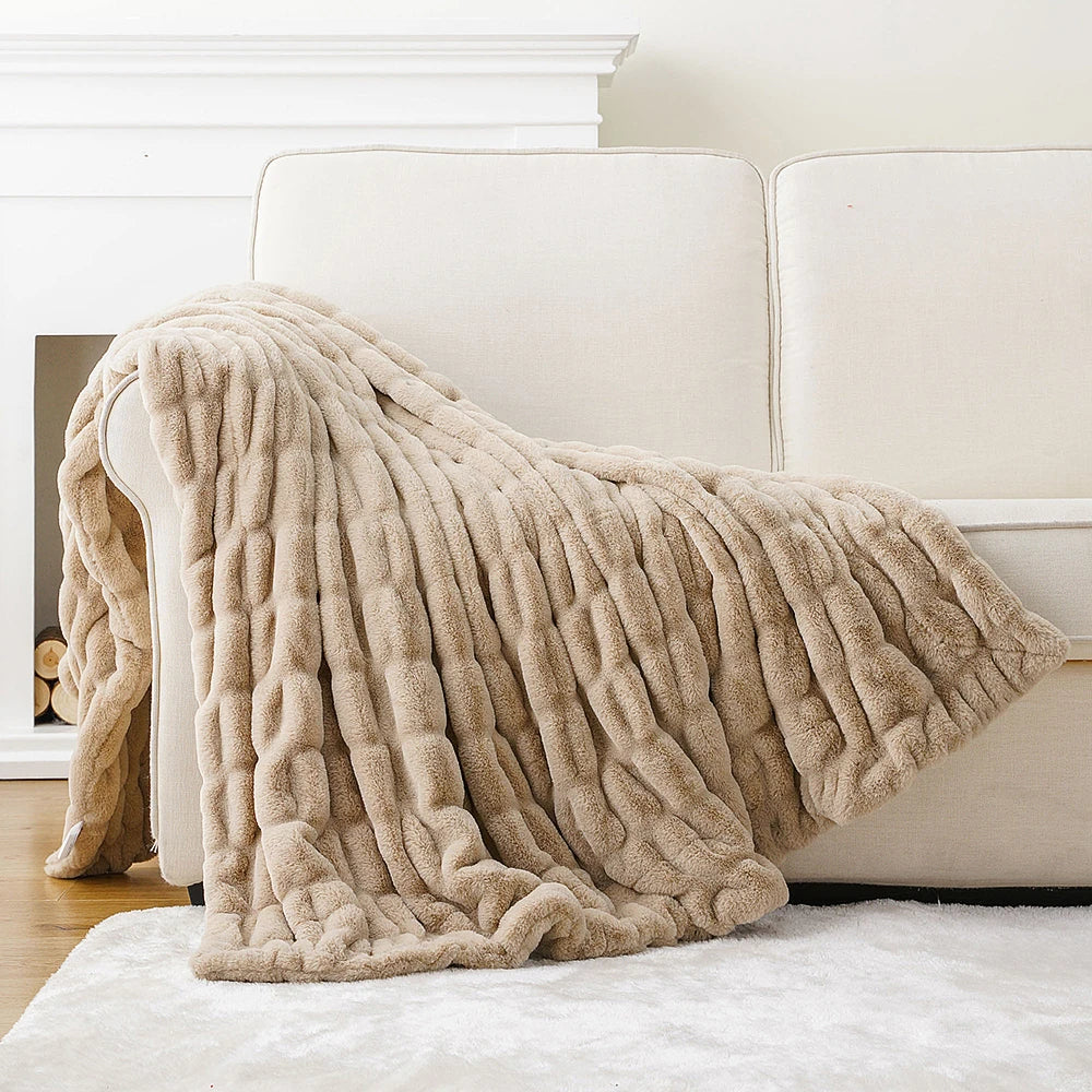 Luxury Faux Fur Throw Blanket