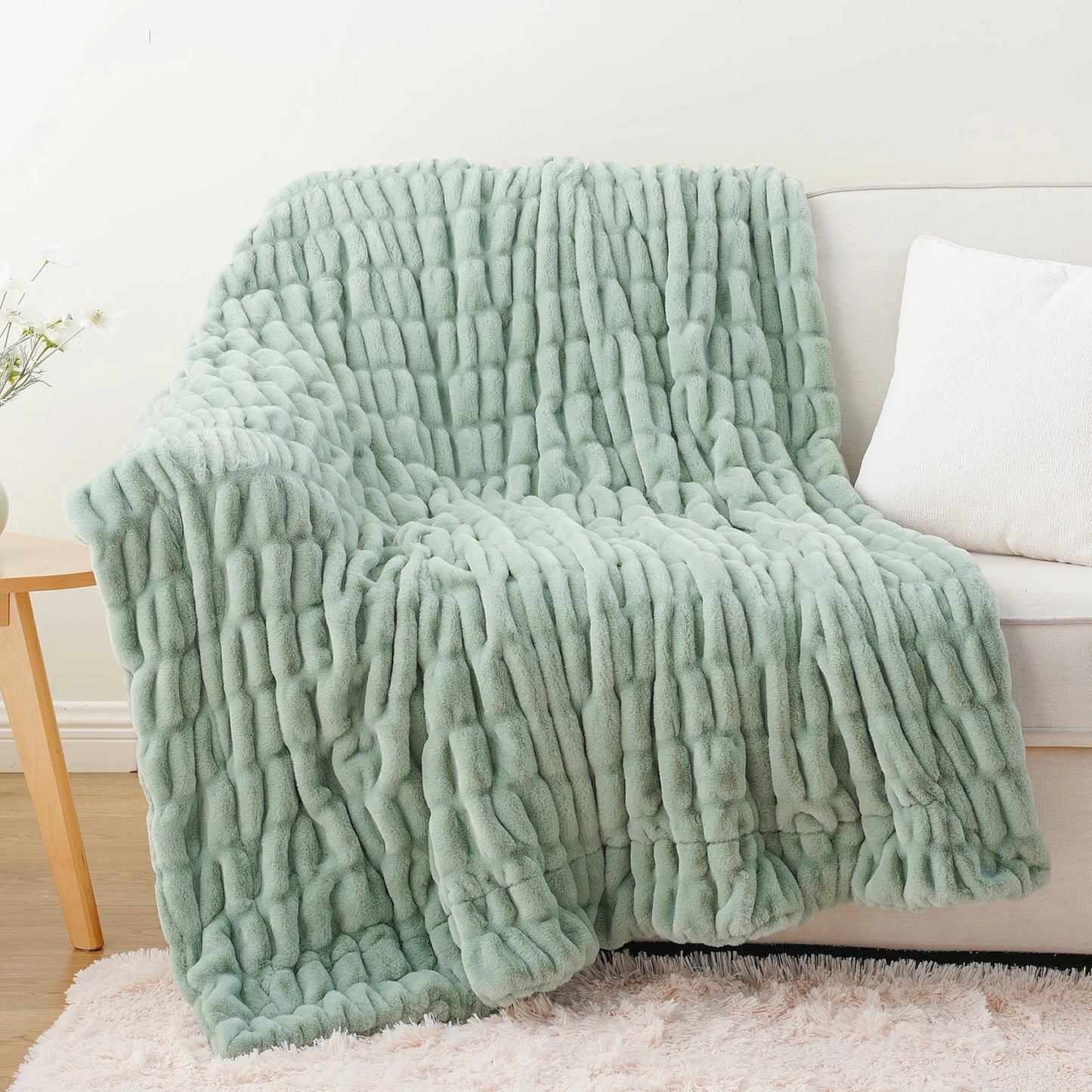 Luxury Faux Fur Throw Blanket